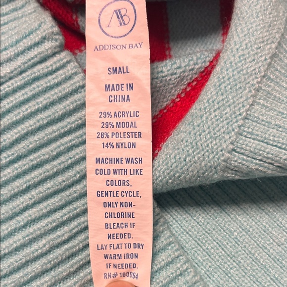 Addison Bay Knit Cypress Active Sweater, size small - Picture 9 of 9